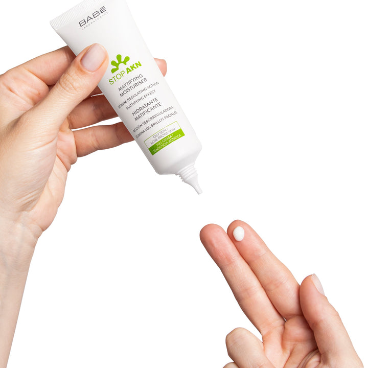 Babe-Stop-AKN-Mattifying-Moisturiser